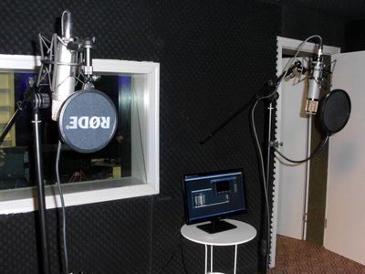 广大录音棚棚主这里报到啊,方便大家联络