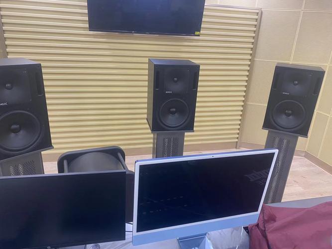 走进专业录音棚 现代设备如何重塑音乐制作与录音体验